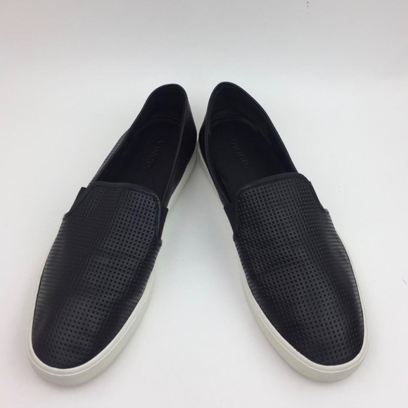 Vince Shoes - VINCE Blair 5 Slip-On Sneaker sz 9.5
